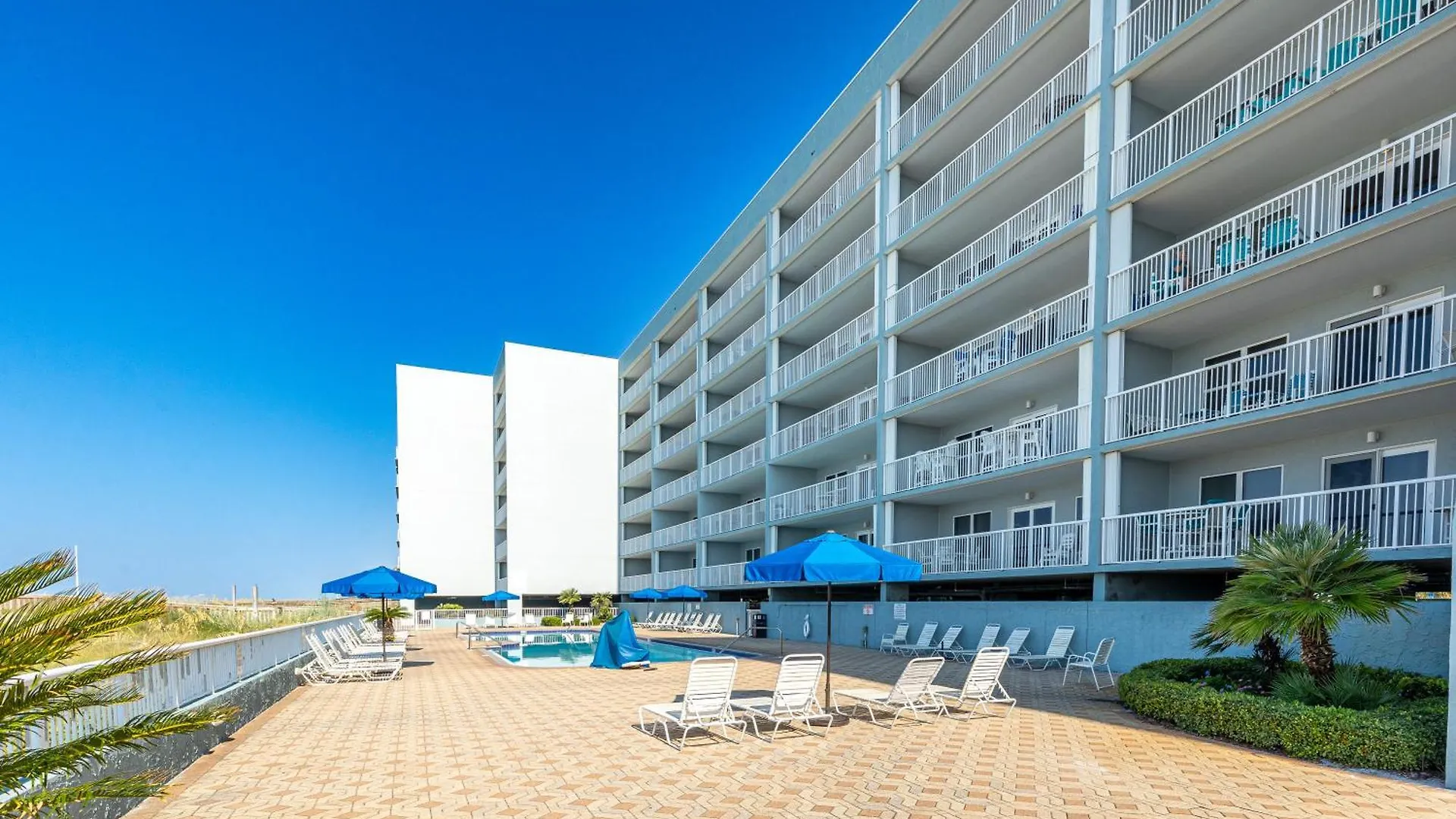Harbor Landing 201A- By Holiday Isle Properties Destin Apartment