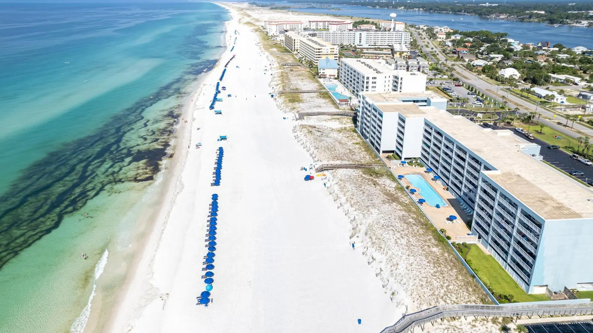 Harbor Landing 201A- By Holiday Isle Properties Destin Apartment