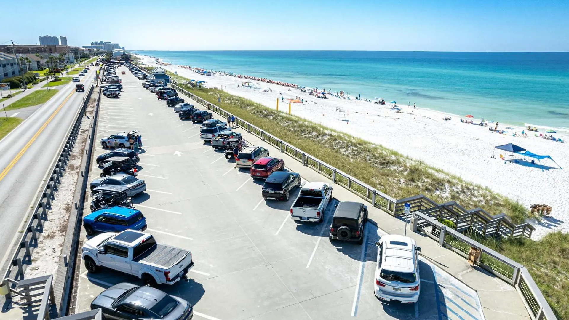 Harbor Landing 201A- By Holiday Isle Properties Destin Apartment